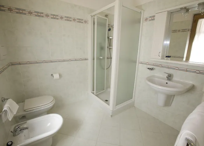 Hotel Adriatic 2*